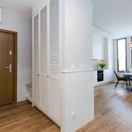 Yellow Rentyear Apartments Гданьск Экстерьер фото