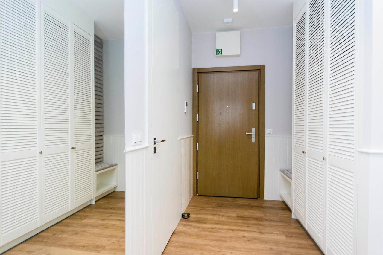 Yellow Rentyear Apartments Гданьск Экстерьер фото
